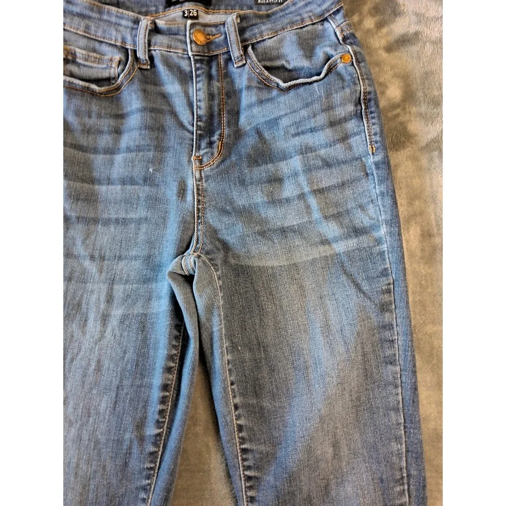 Judy Blue Relaxed Fit High Rise Medium‎ Wash Straight Leg Jeans Size 3/26